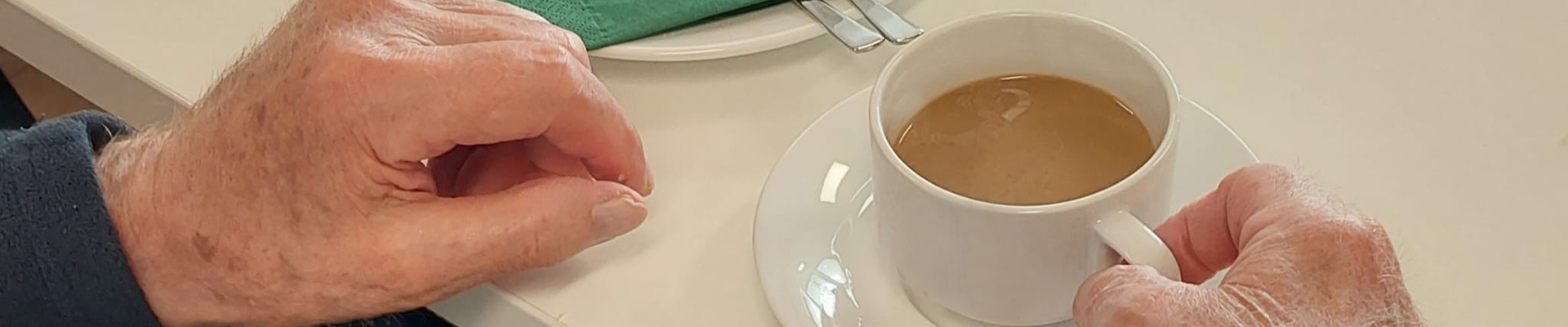 volle Kaffeetasse